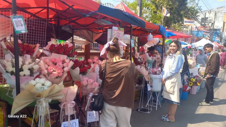 ควันหลง!เทศกาล "วาเลนไทน์"กระตุ้นเศรษฐกิจชายแดนแม่สอด