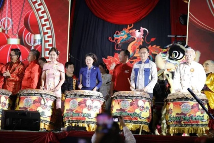 เขย่าเมืองสกล! เปิดฉากตรุษไทสกล 3 วัน 3 คืนฉลองศรัทธา 3 วัฒนธรรม “พลังมั่งมี มหาสุขี”