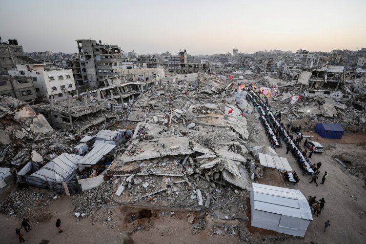 “รวมกันเราตายหมู่ แยกกับเราตายเดี่ยว”