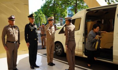 องคมนตรีลงพื้นที่ตรวจเยี่ยมการดำเนินงานตามยุทธศาสตร์มหาวิทยาลัยราชภัฏเพื่อการพัฒนาท้องถิ่น