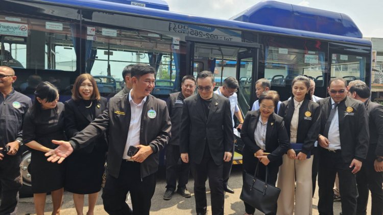 "รองอุ๊ฯ"ลุยผลักดันปราจีนบุรีก้าวสู่เมือง "Smart City"นำร่องใช้รถ EV ประหยัดพลังงาน- ลดมลพิษ
