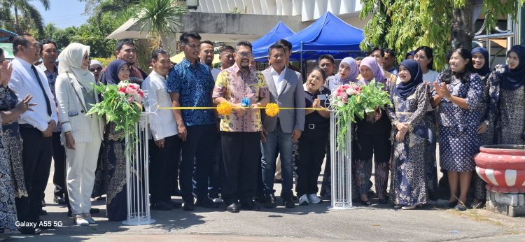 เด็กๆปลื้ม! "นายกฯโป่ง- ธนาวิทย์" จัดใหญ่ปัจฉิมรวม 6โรงกว่า 600 คนในสังกัดเทศบาลเมืองนราฯ