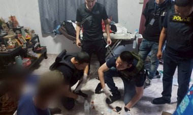 ตำรวจบุกรวบพ่อค้าวัย 36 ขายปืนออนไลน์คาคอนโดย่านบางซื่อ