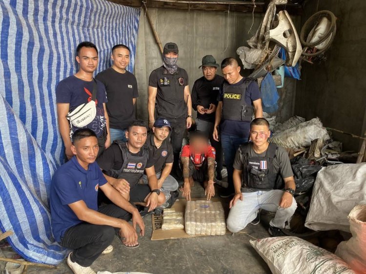 อนาคตดับวูบ!ตำรวจศรีสะเกษรวบหนุ่มวัย 24 รับจ้างส่งยามหาภัย 2 แสนเม็ด แลกเงิน 5 หมื่น