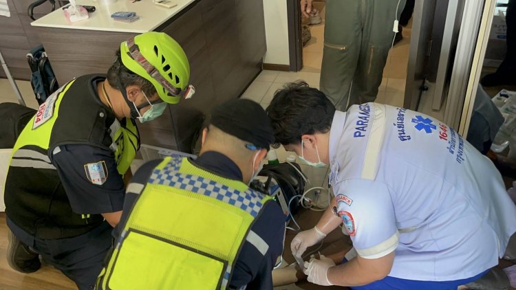 หนุ่มช็อก!แฟนสาวพลัดตกคอนโดย่านเอกมัยเสียชีวิต พบข้อความปริศนาทิ้งไว้บนเตียง