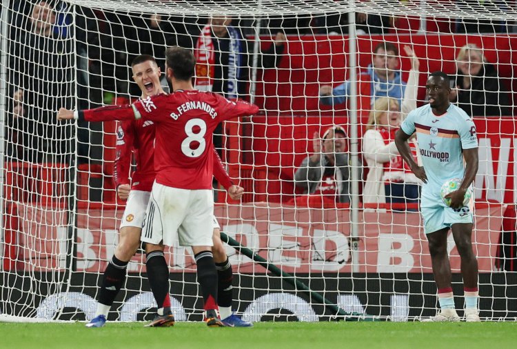 แมนฯยูไนเต็ด เปิดรังเฉือน เบรนต์ฟอร์ด 2-1 รั้งที่ 3 จ่อคว้าตั๋วลุยศึกยูฟ่า แชมเปียนลีกส์ ฤดูกาลหน้า