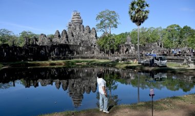 ขัดแย้งไทย-ศก.โลกทรุดฉุดท่องเที่ยวทรุดหนัก "เขมร"โอดยอดขายตั๋วชมนครวัดลดลง 1 ใน 3
