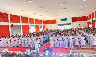 อำเภอกันทรารมย์ประกอบพิธีเจริญพระพุทธมนต์และทำบุญตักบาตรถวายพระราชกุศล