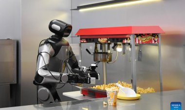 จีนเปิดตัวฐานหุ่นยนต์ AI ในหางโจว โชว์ศักยภาพกว่า 30 สาขาอาชีพ