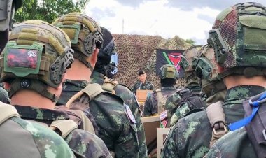 ฟีนิกซ์ทีม!ผบ.กกล.นเรศวร ปิดการฝึกหลักสูตรผู้บังคับอากาศยานไร้คนขับโจมตีทิ้งระเบิดทางยุทธวิธี