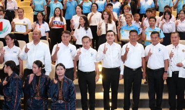 ศรีสะเกษจัดงานวันต่อต้านยาเสพติดโลก ประกาศเจตนารมณ์ผนึกทุกภาคส่วน สร้างสังคมไทยปลอดยาเสพติด
