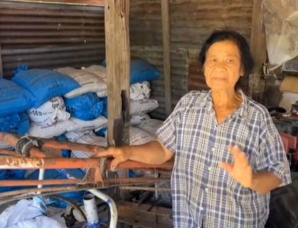 ยายอุทัยธานีวัย 70 ปี เรียกร้องรัฐบาลทบทวนนเกณฑ์บัตรคนจนหลังถูกตัดสิทธิ์เหตุถือครองที่ดิน