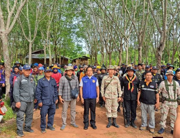 "ภูสิงห์"ระดมกำลังกว่า 100 ชีวิต ปูพรมรัศมี 5 กม.ค้นหาหนุ่มวัย 27 ปีหลงป่านาน 10 วัน 9 คืน
