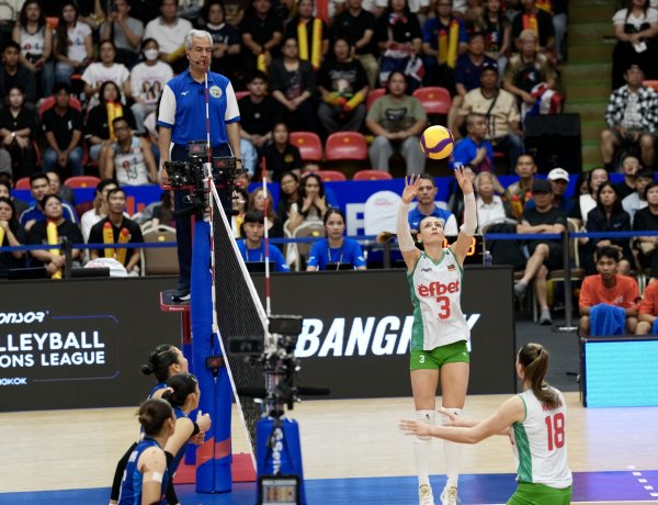 ระเบิดฟอร์มเก่ง!ทีมนักตบสาวไทย ตบสนั่นขยำบัลแกเรีย 3-0 เซต เก็บชัยชนะนัดแรกได้สำเร็จ