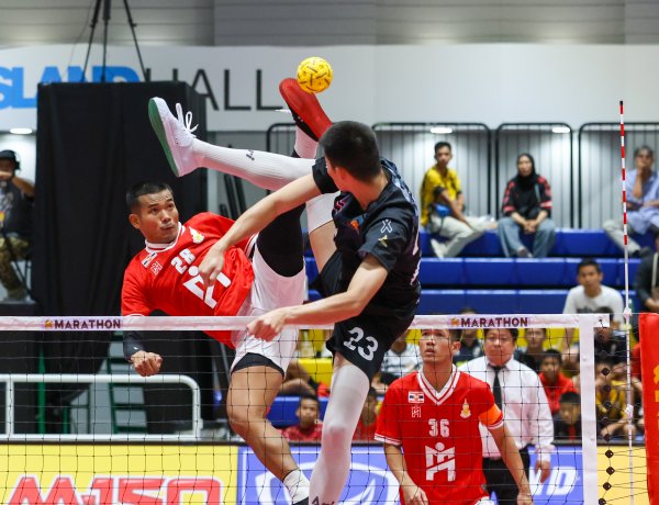 เปิดศึกตะกร้อ ม.ว.ก. เปิดสนาม ทหารอากาศ" พลาด โดนราชนาวีพลิก ชนะ 2-1 ทีม