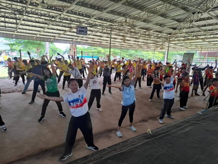 ห้วยทับทันรวมพลังเดิน–วิ่ง “ก้าวไปกับผู้ว่าฯ” สะสมแคลอรี่ผ่านแอปฯ CCC สร้างสุขภาพดีอย่างยั่งยืน