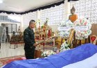 มทภ.4 ประธานพิธีรดน้ำศพและวางพวงหรีด อาลัย 3 ทหารพรานผู้กล้าพลีชีพไฟใต้