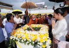 “รมต.สุขสมรวย” ร่วมพิธีวางศิลาฤกษ์ “ตึกหลวงปู่แสง ญาณวโร”ยกระดับคุณภาพชีวิตชาวหัวสะพาน