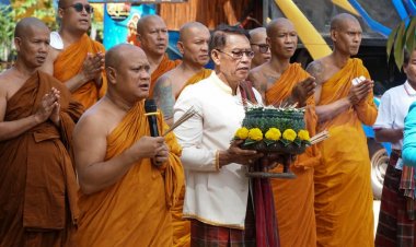 นายกเล็ก โพธิ์กระสังข์ นำพุทธศาสนิกชนร่วมบุญผ้าป่าสามัคคีจรรโลงพระพุทธศาสนาให้ยืนยาวสืบไป