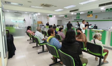อุทัยธานีวุ่นไม่เลิก! แห่ตรวจสิทธิ์บัตรสวัสดิการแห่งรัฐหลังพบหลายรายไม่ผ่าน