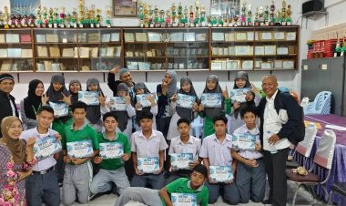 คพท. นราธิวาส ปั้น “สร้างเยาวชนนักสื่อสารรุ่นใหม่ รู้เท่าทันสื่อออนไลน์เข้าใจสันติสุขชายแดนใต้