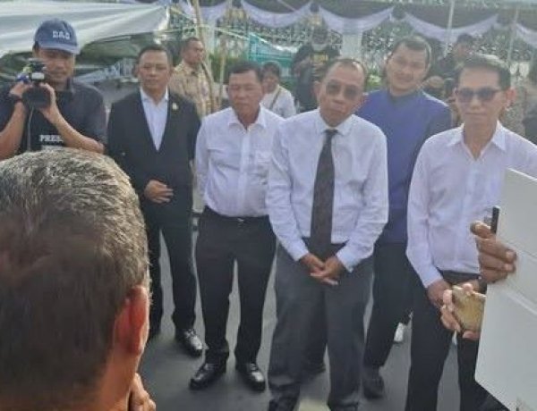 ยกแรกรัฐบาลยอมถอย!ระงับแผนดึง ‘ปราจีนบุรี’ เข้า EEC รอลุ้น “นายกฯอนุทิน” เคาะยกสองหลังกลับจากฝรั่งเศส
