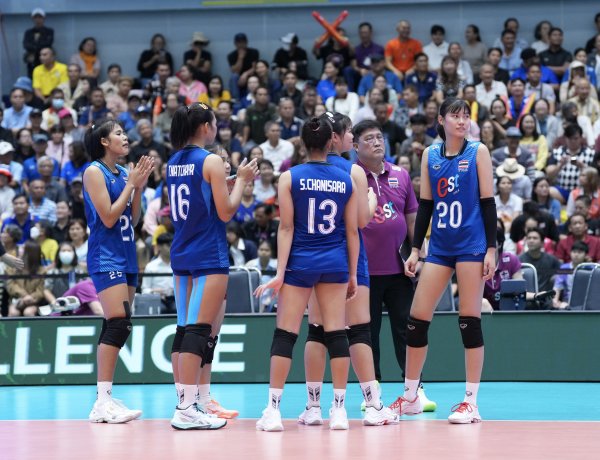ทีมนักตบสาวยู 18 ไทย สู้เต็มที่ ก่อนพ่าย เกาหลีใต้ 1-3 เซต หล่นไปชิงอันดับ 3 กับ ญี่ปุ่น