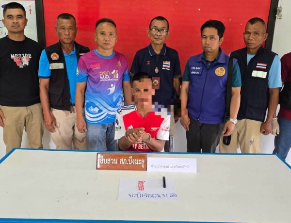 กันทรลักษ์ ตะลุยปราบยาเสพติด! ปิดล้อมจับผู้ค้ายาบ้า ยึดของกลาง 730 เม็ด สร้างความปลอดภัยให้ประชาชน
