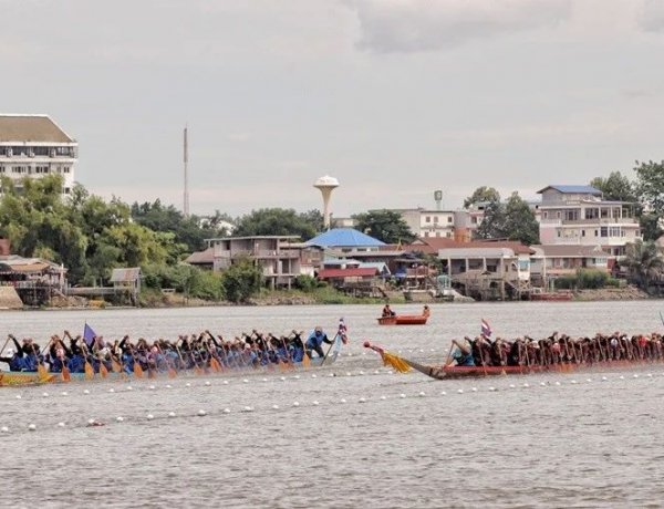 ระเบิดศึกจ้าวสายน้ำ! ปทุมธานีจัดใหญ่ ‘เรือยาวชิงถ้วยพระราชทานฯ’ ชิงชัยกลางเจ้าพระยา
