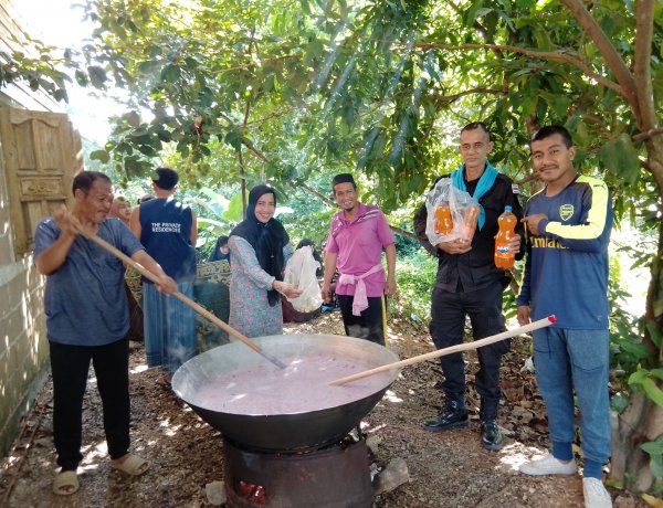 ทพ.46ร่วมผู้นำชุมชนรือเสาะ จัดกีฬาสัมพันธ์และกวนอาซูรอ สืบสานประเพณี