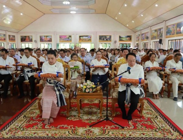 พลังศรัทธา!"รมต.สุขสมรวย" นำคณะทอดผ้าป่าสามัคคีมหากุศลสมทบทุนปรับปรุงหอสงฆ์อาพาธรพ.อำนาจเจริญ