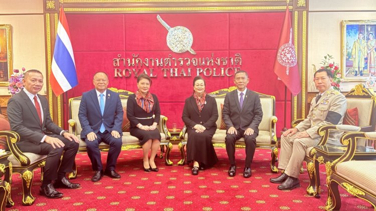 ผู้ช่วยผบ.ตร. มอบประกาศฯ จบหลักสูตร วชส.2 ท่ามกลางความภูมิใจ “บิ๊กอุ๊ด” เผยสร้างภูมิคุ้มกันทางไซเบอร์ เดินหน้าเปิดรุ่น 3