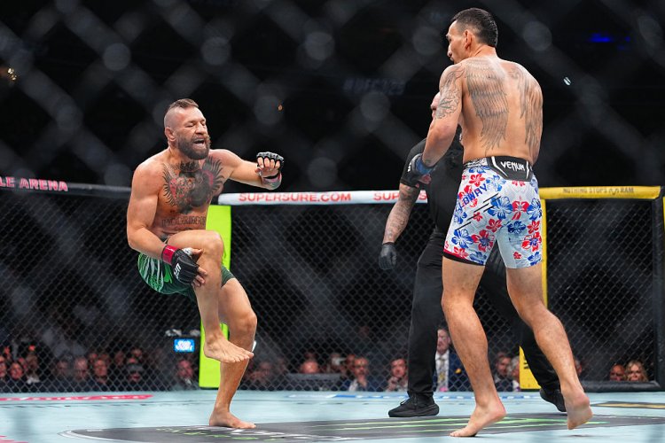 แม็คเกรเกอร์ คัมแบ็คกร่อย เจ็บขายกแรก แพ้ TKO ฮอลโลเวย์ ศึก UFC 329