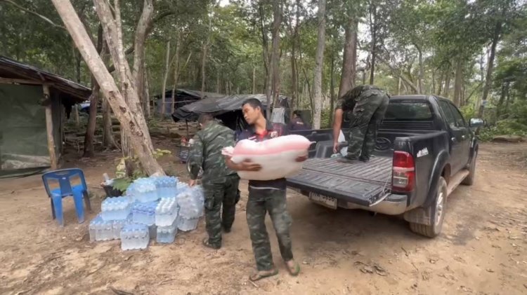 ชาวบ้านศรีสะเกษระดมเสบียงหนุนทหารไทยรักษาอธิปไตยเต็มที่-พร้อมอพยพหากเกิดเหตุรุนแรง