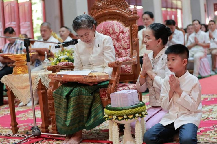 "รมต.สุขสมรวย"กลับบ้านเกิดทำบุญผ้าป่าฯถวายวัดดอนหวาย ยอดถวาย 1,247,092 บาท