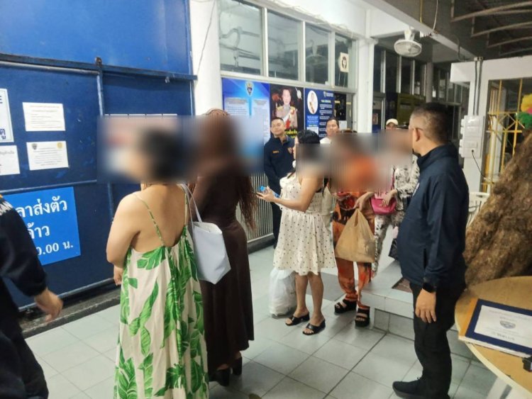 ตำรวจสน.ลุมพินีลุยกวาดหญิงสาวต่างชาติลักลอบค้าประเวณีย่านสุขุมวิท