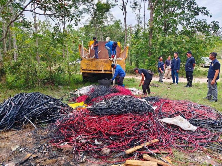 ‘สุชาติ’ สั่งล่านายทุนมหาภัย! แอบเผาขยะพิษกลางป่าพระราชดำริฯ ลั่นไม่ปล่อยให้ลอยนวล